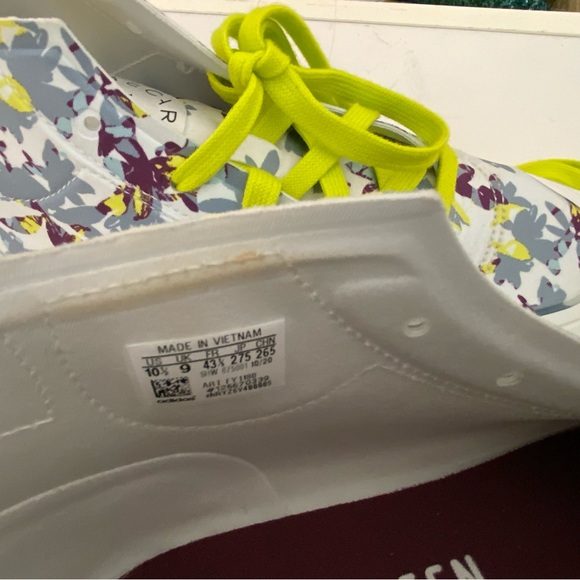 Stella McCarthy X Adidas sneakers worn twice! - Picture 4 of 5